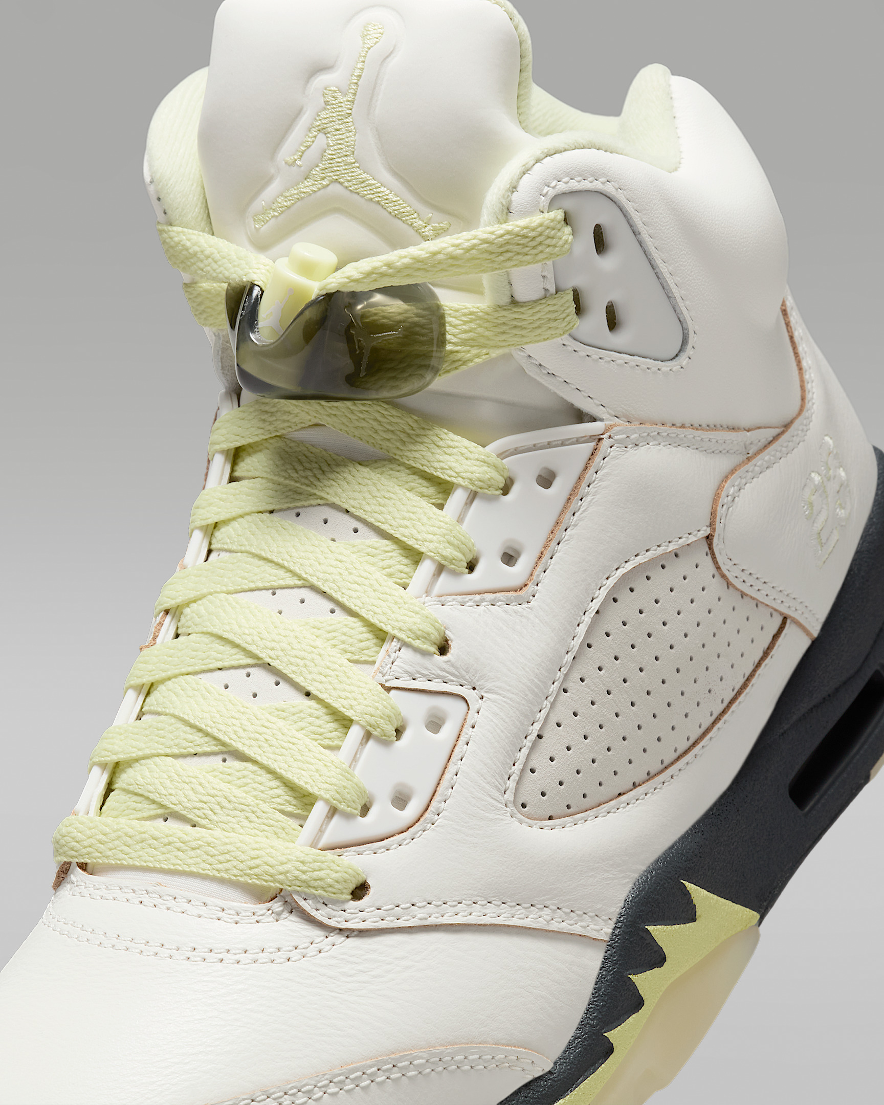 Air Jordan 5 Retro "Luminous Green and Sail" Women's Shoes - 7