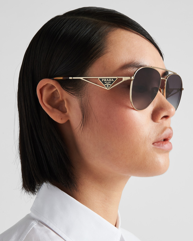 Prada Sunglasses with triangle logo outlook
