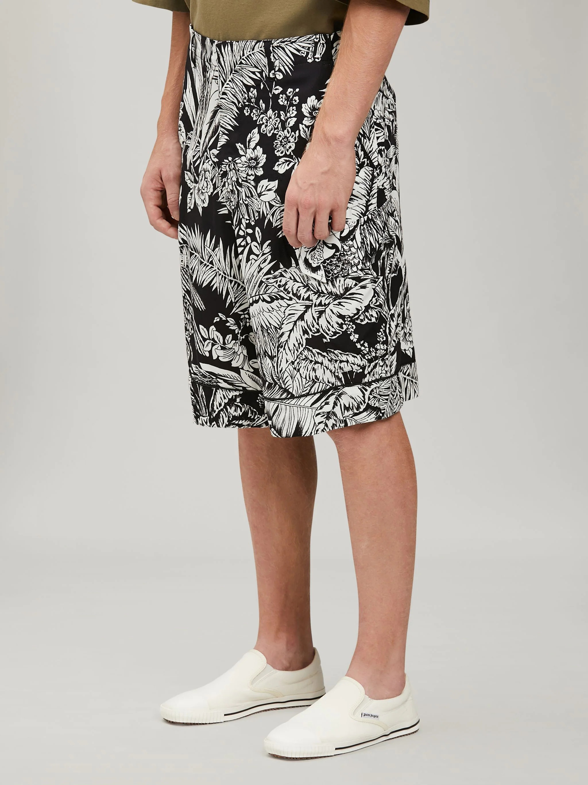 JUNGLE PARROTS SHORTS - 4