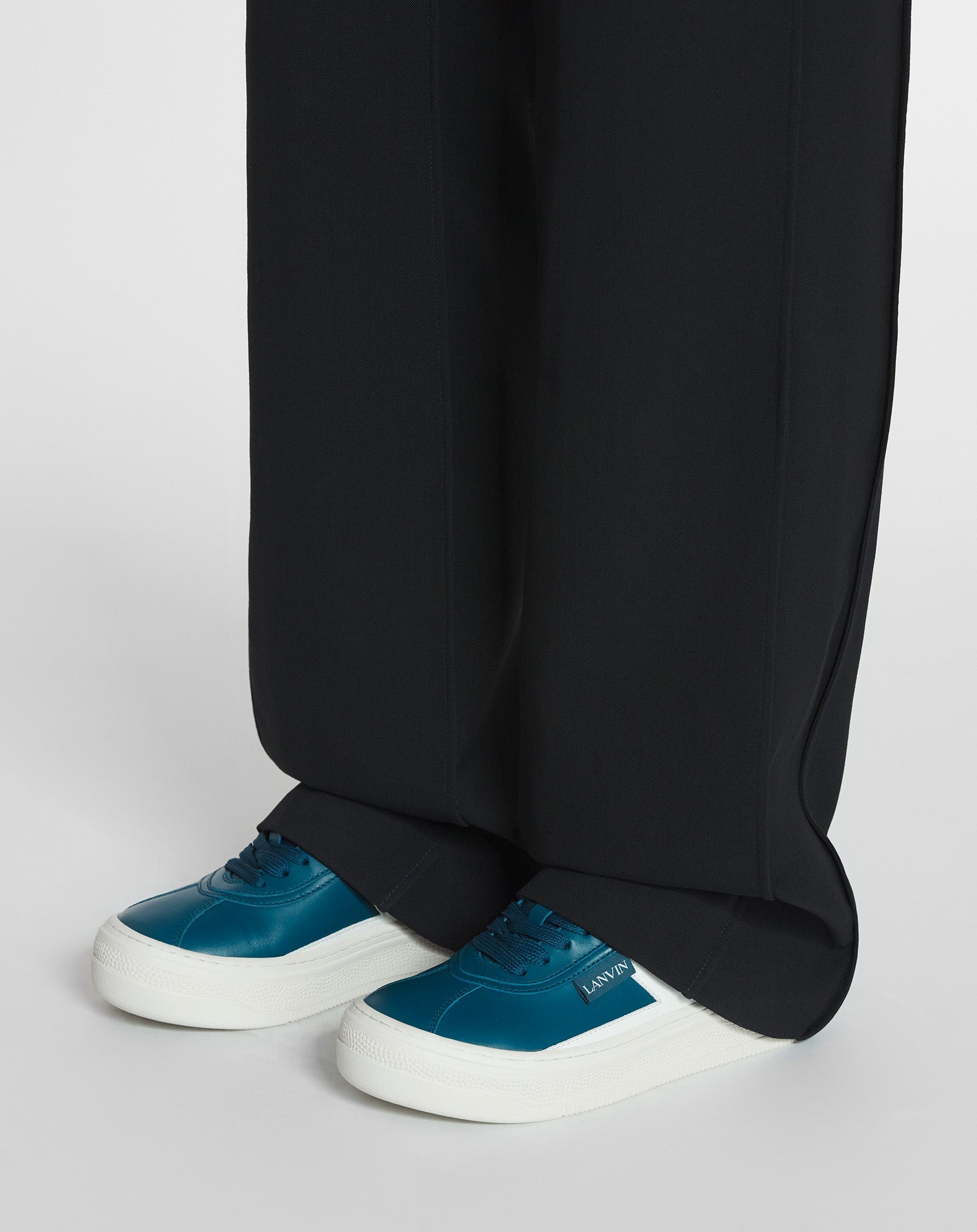 LANVIN CASH LEATHER SNEAKERS - 6