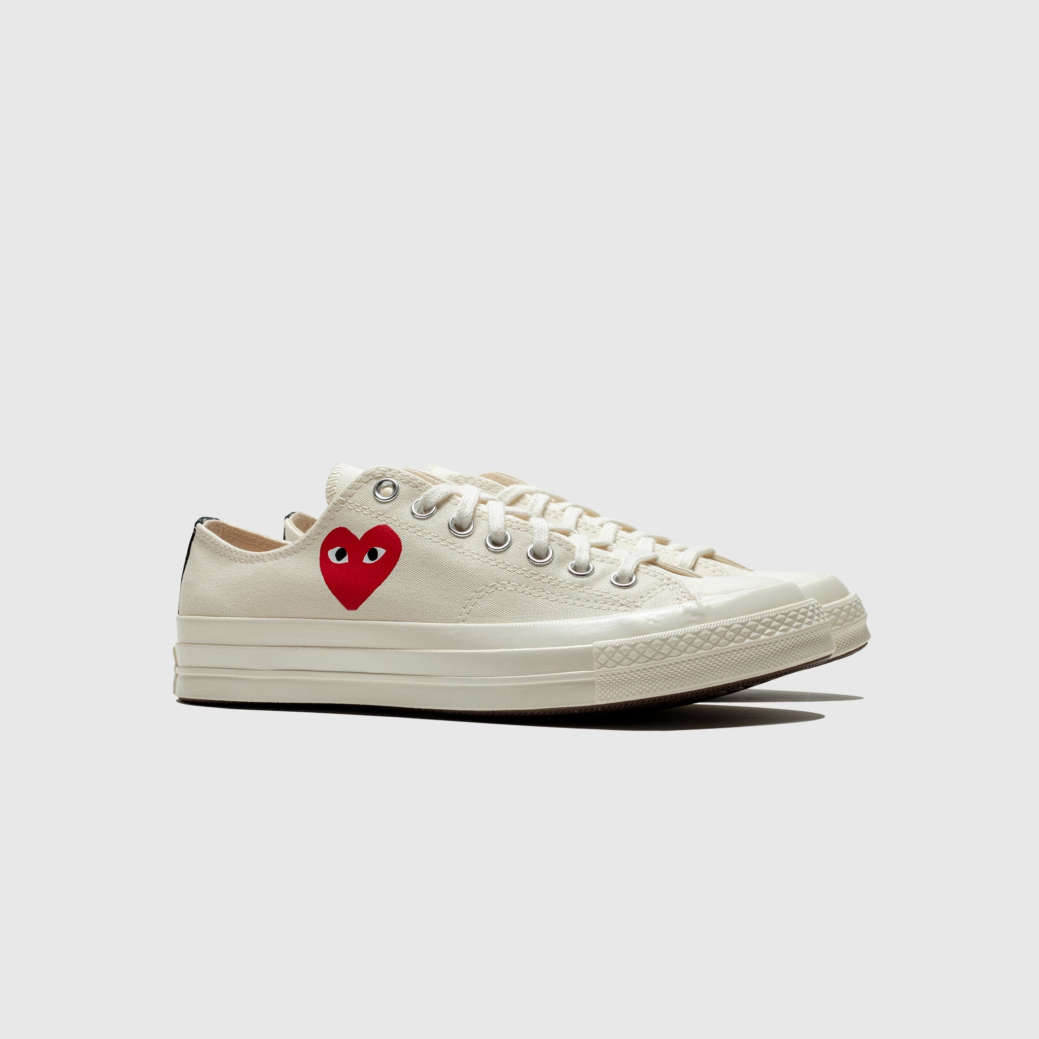 CHUCK TAYLOR ALL-STAR '70 LOW "MILK SINGLE HEART" - 2