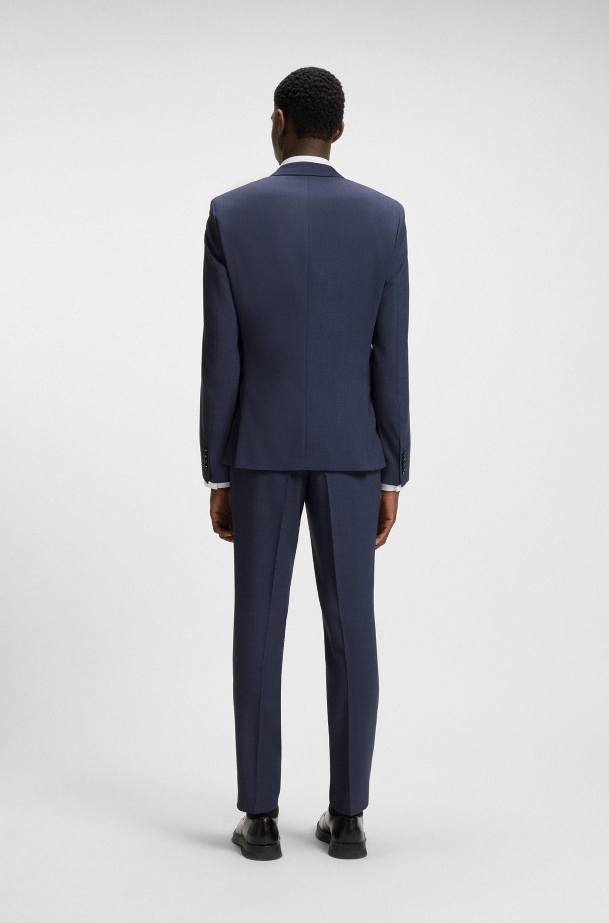 SLIM-FIT THREE-PIECE SUIT WITH SHARKSKIN WEAVE - 3