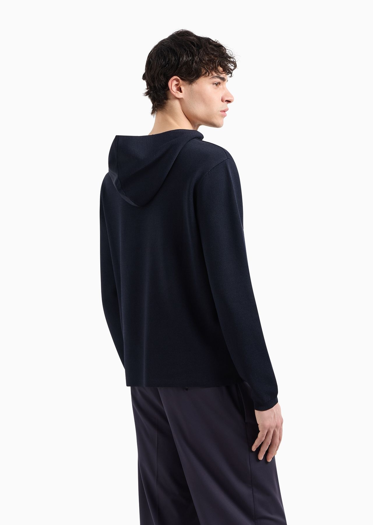 Oversized hooded jumper in a plain-knit viscose - 3