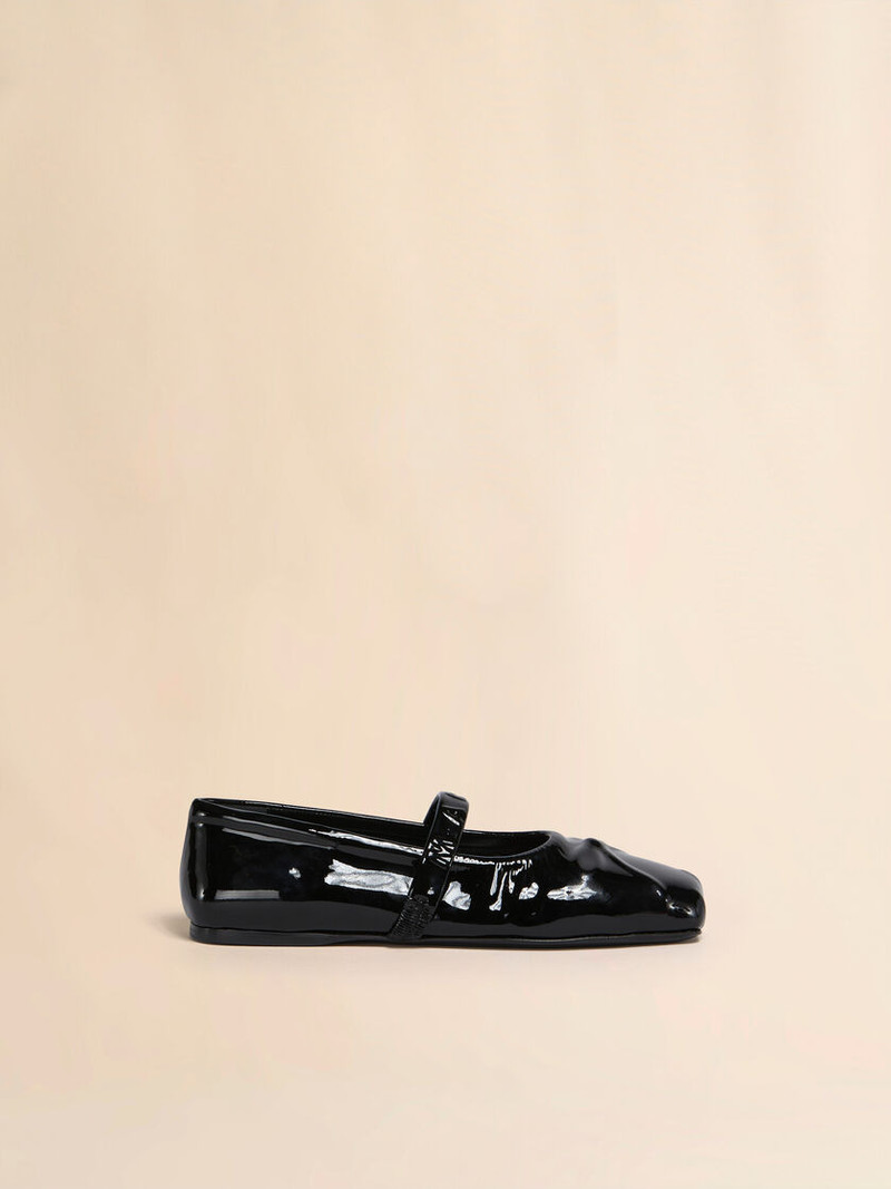BLACK PATENT LEATHER MARY 잭 1