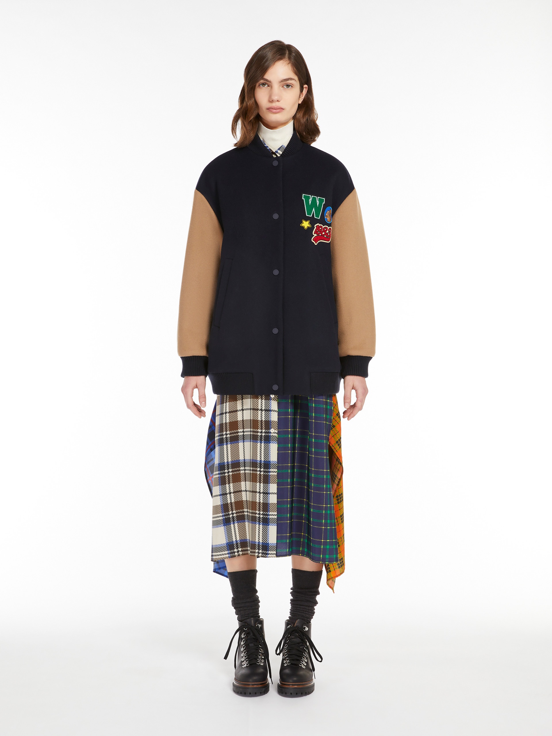 ジャケット MAX MARA BLACK WOOL ADORNI BOMBER JACKET WEEKEND Max Mara ADORNI Wool padded bomber jacket | REVERSIBLE