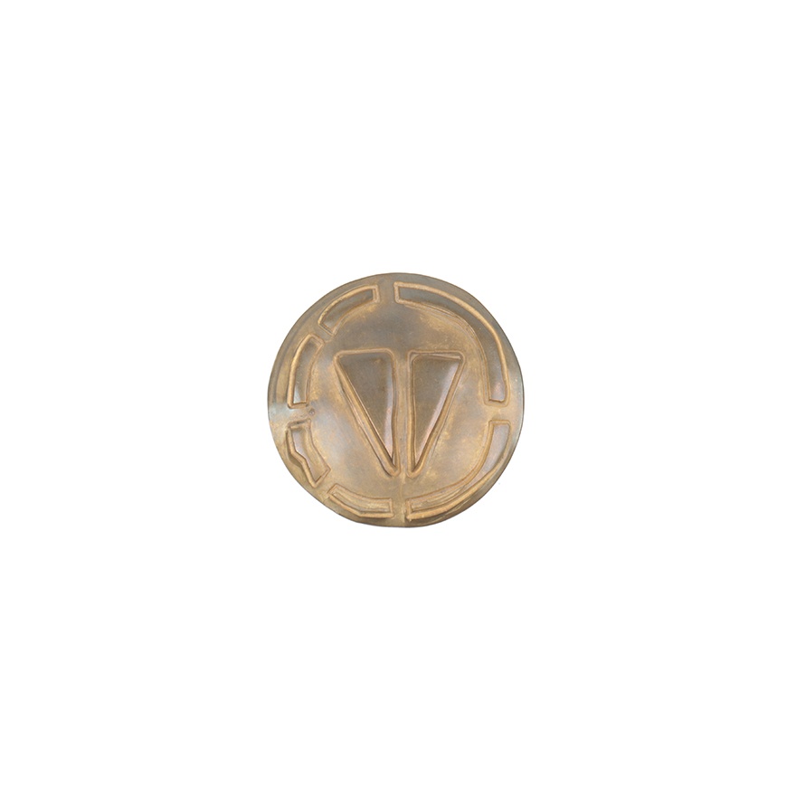 V BADGE 50MM BRASS - 1