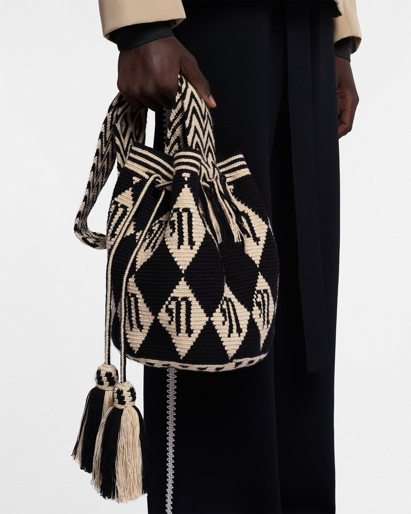 Crocheted Bucket Bag 1