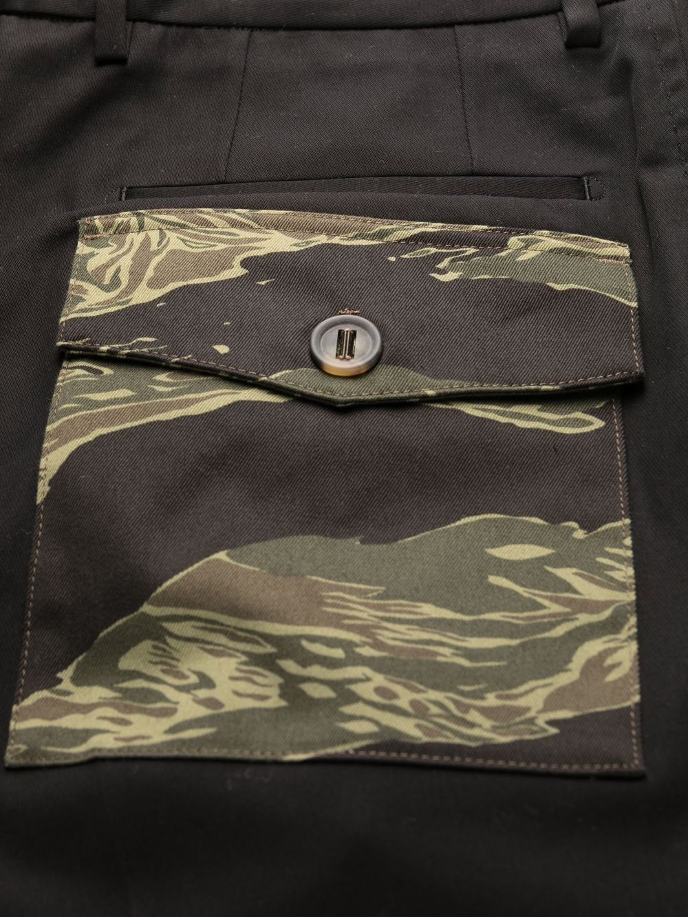 camouflage-panel tapered trousers - 6