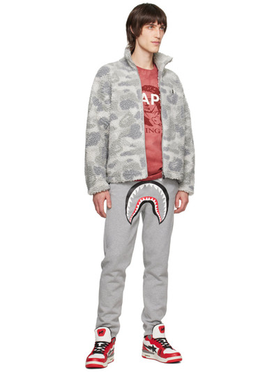 A BATHING APE® Red & White Clutch Sta #1 Sneakers outlook