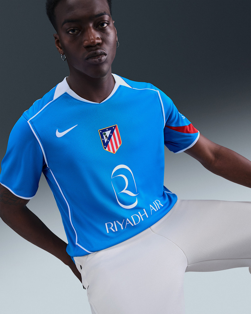 Atlético Madrid 2025/26 Stadium Third Men's Nike Dri-FIT Total 90 Soccer Replica Jersey 3