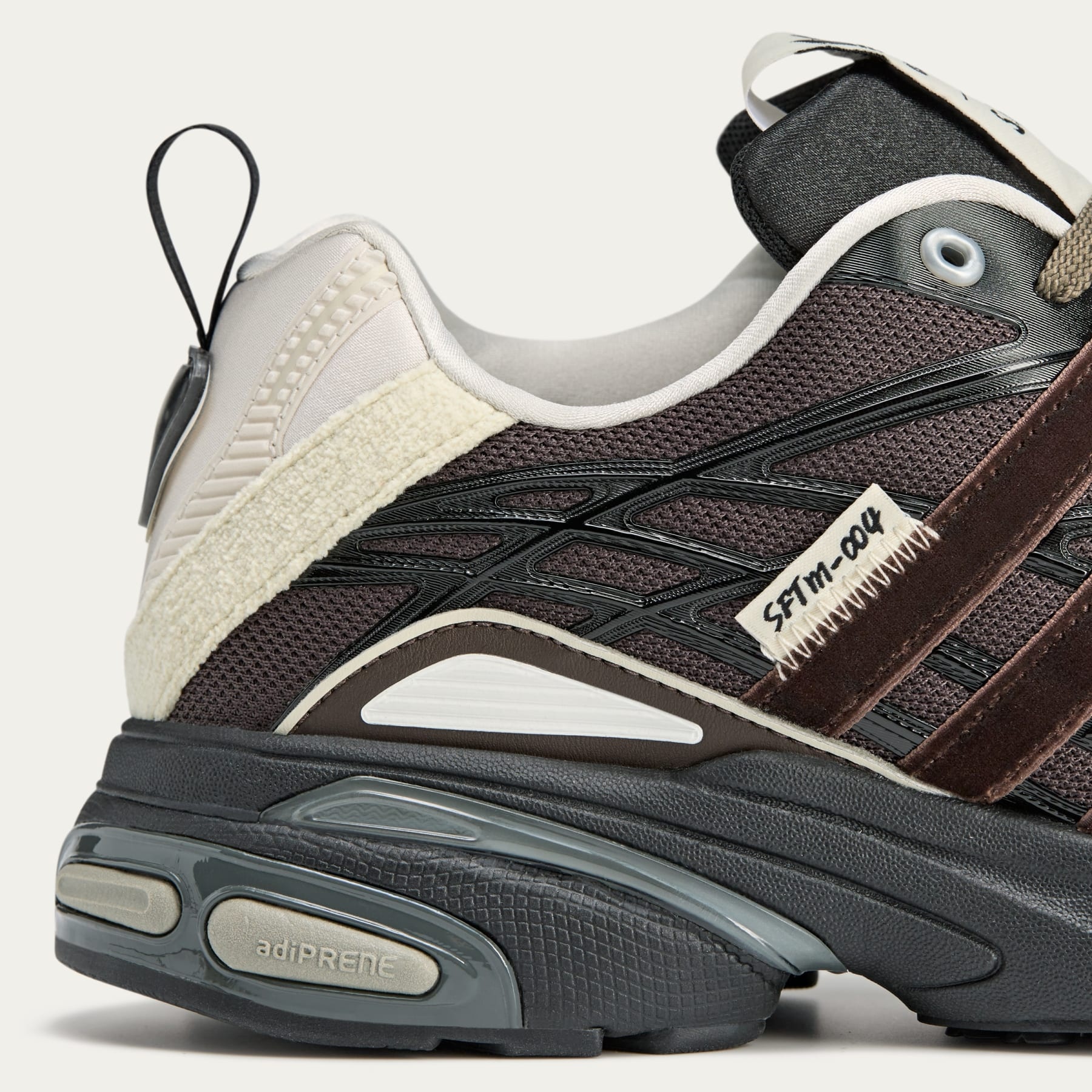 Adistar Cushion Song For The Mute Shoes - 12