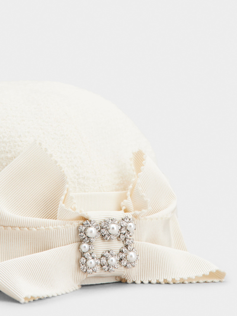Flower Strass Pearl Buckle Hat in Wool 4