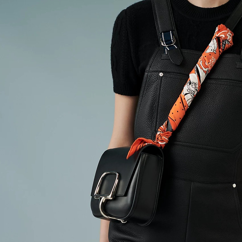 Hermès Les Mustangs bandana 55 outlook