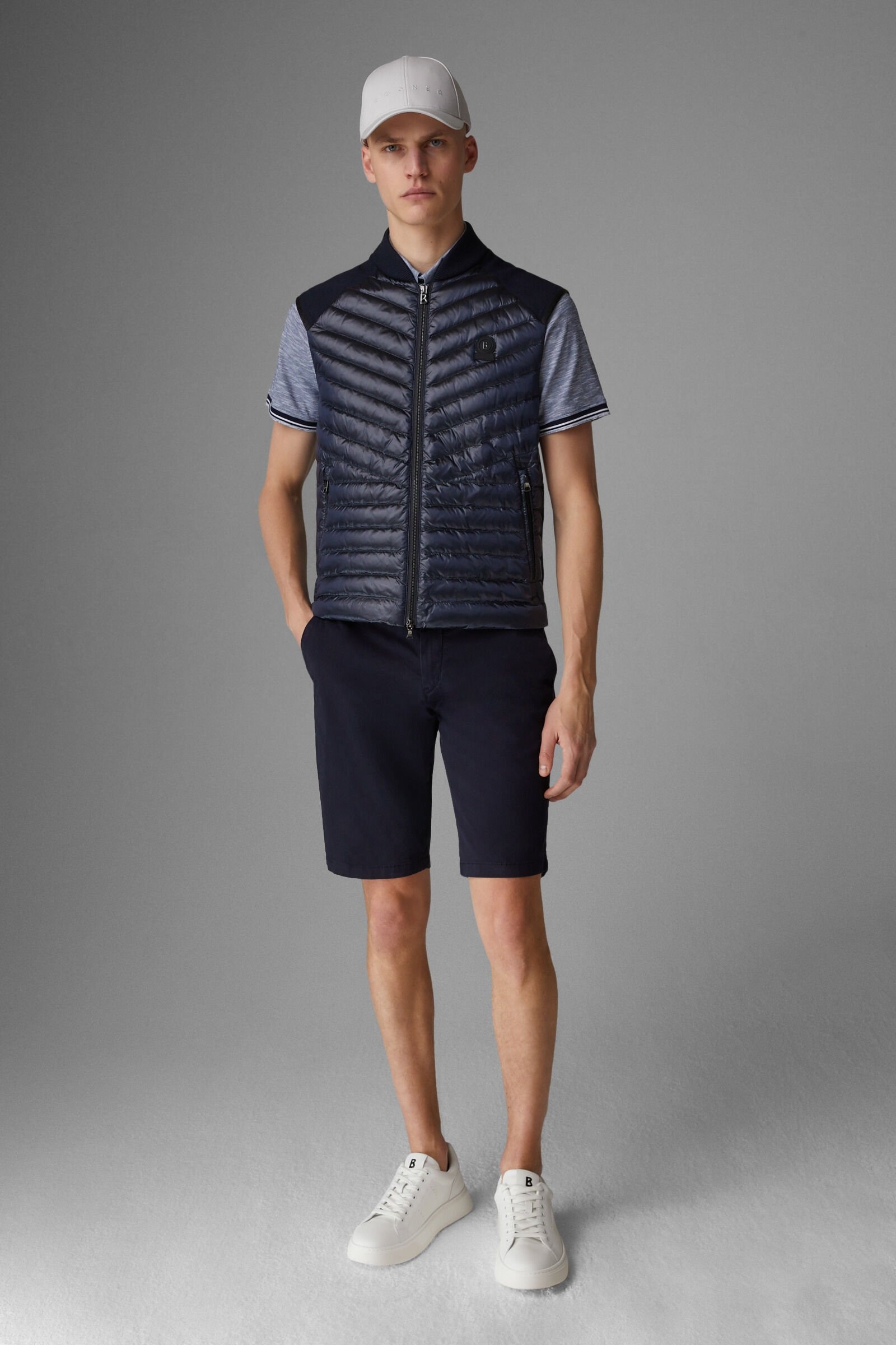 Lucio Hybrid knitted vest in Dark blue - 4