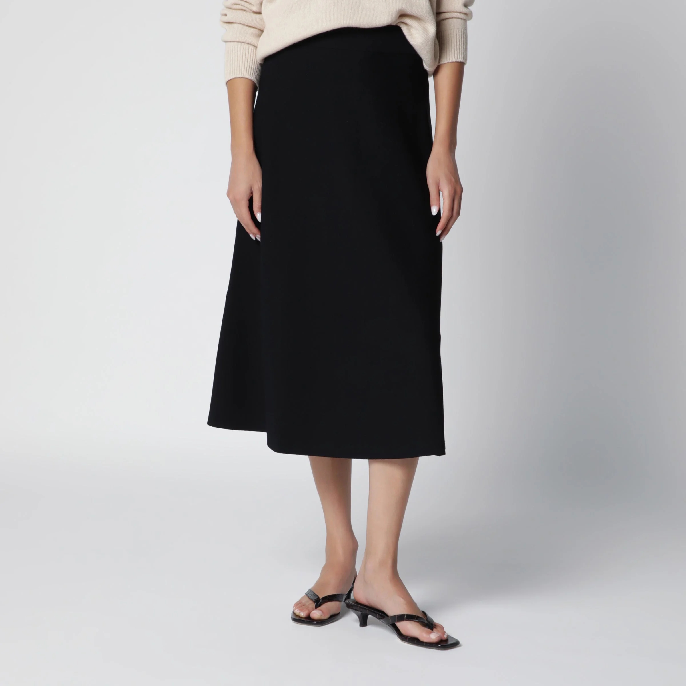 Flared midi skirt in viscose crêpe yarn, black - 1