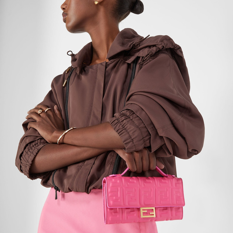 Baguette Continental Wallet With Chain Fuchsia nappa leather wallet with FF motif 5