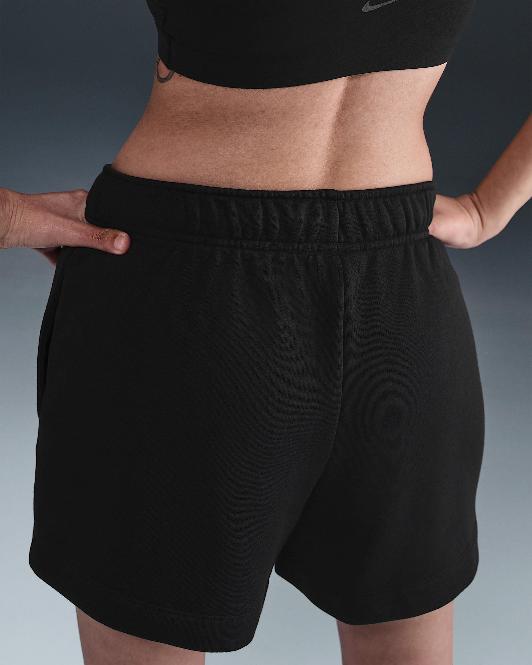 Nike Sportswear Club Fleece Women's Mid-Rise 4" Graphic Shorts - 3