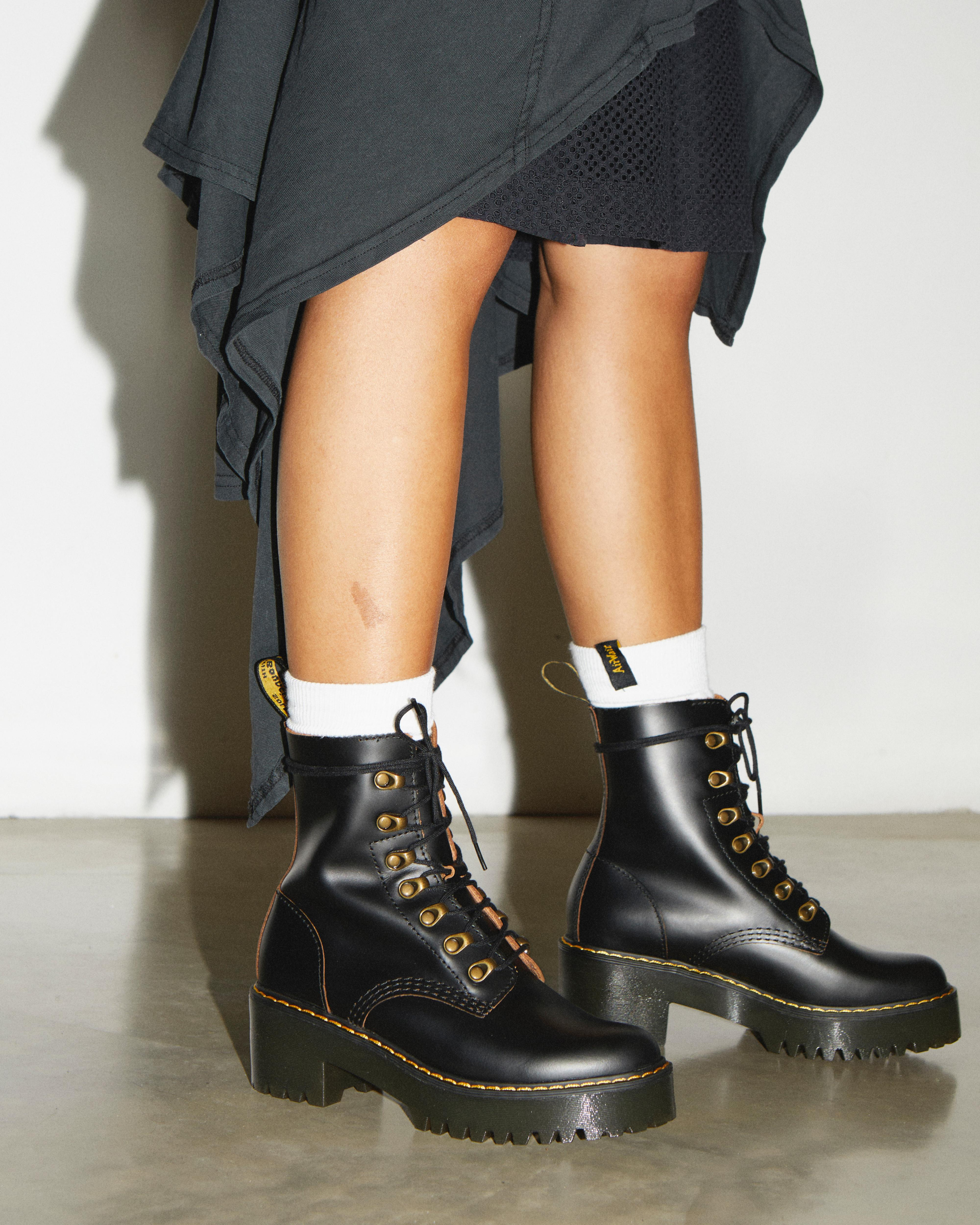 Leona Women's Vintage Smooth Leather Heeled Boots - 6