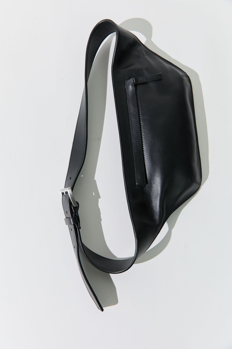 Arc Belt Bag - Black 1