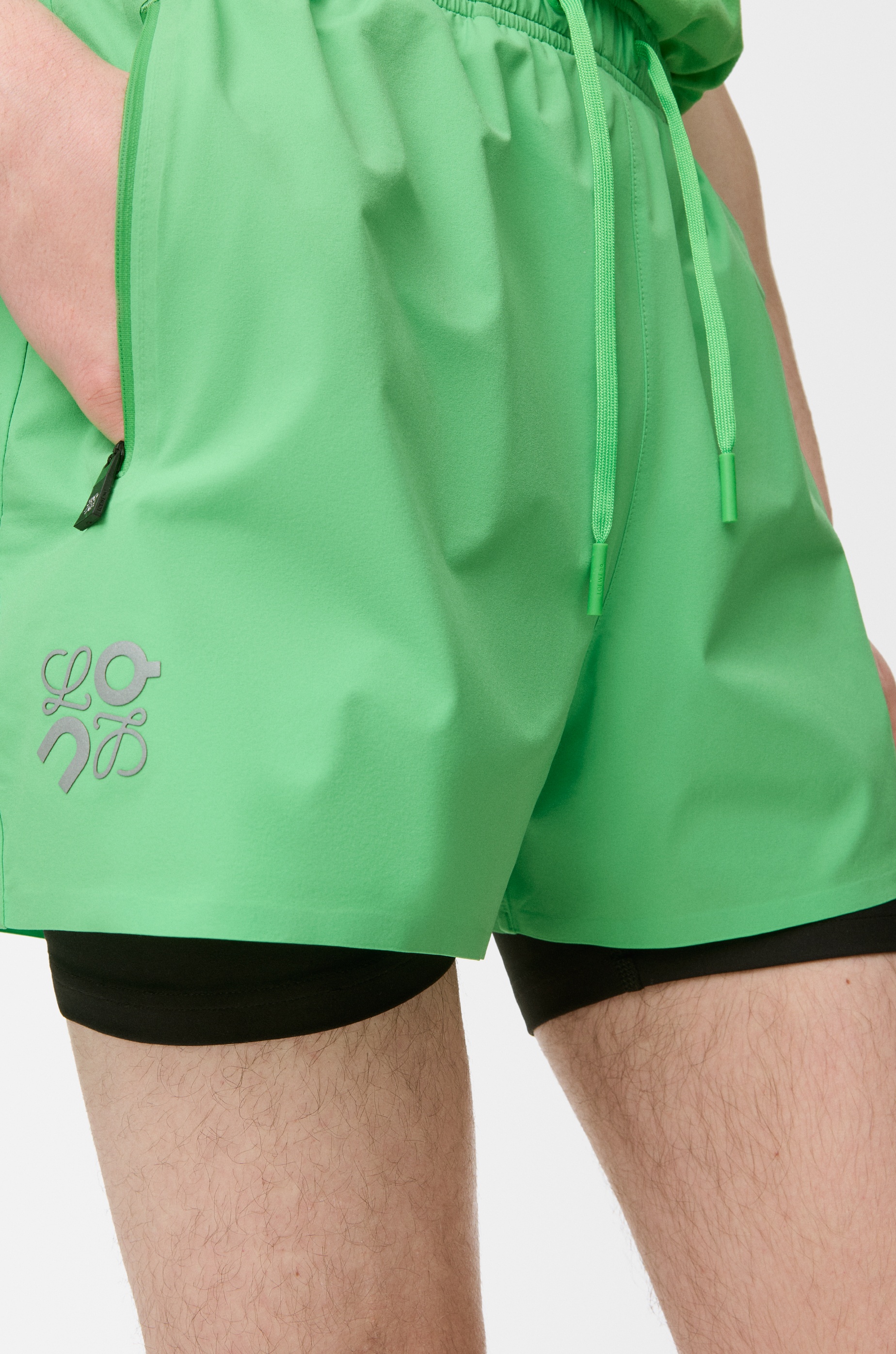 Performance shorts in technical shell - 5