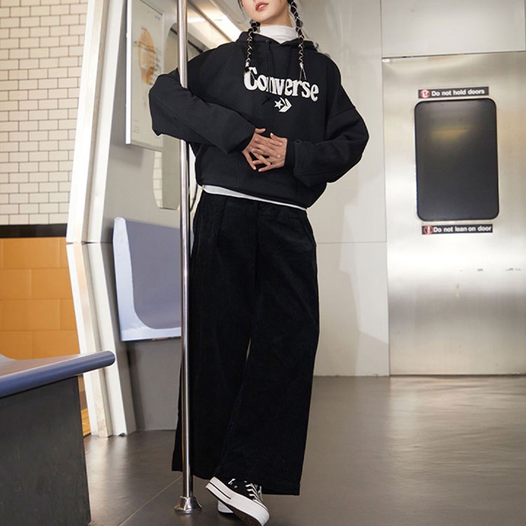 (WMNS) Converse Logo Embroidered Loose Fleece Hoodie Dark Black 10022349-A02 - 3