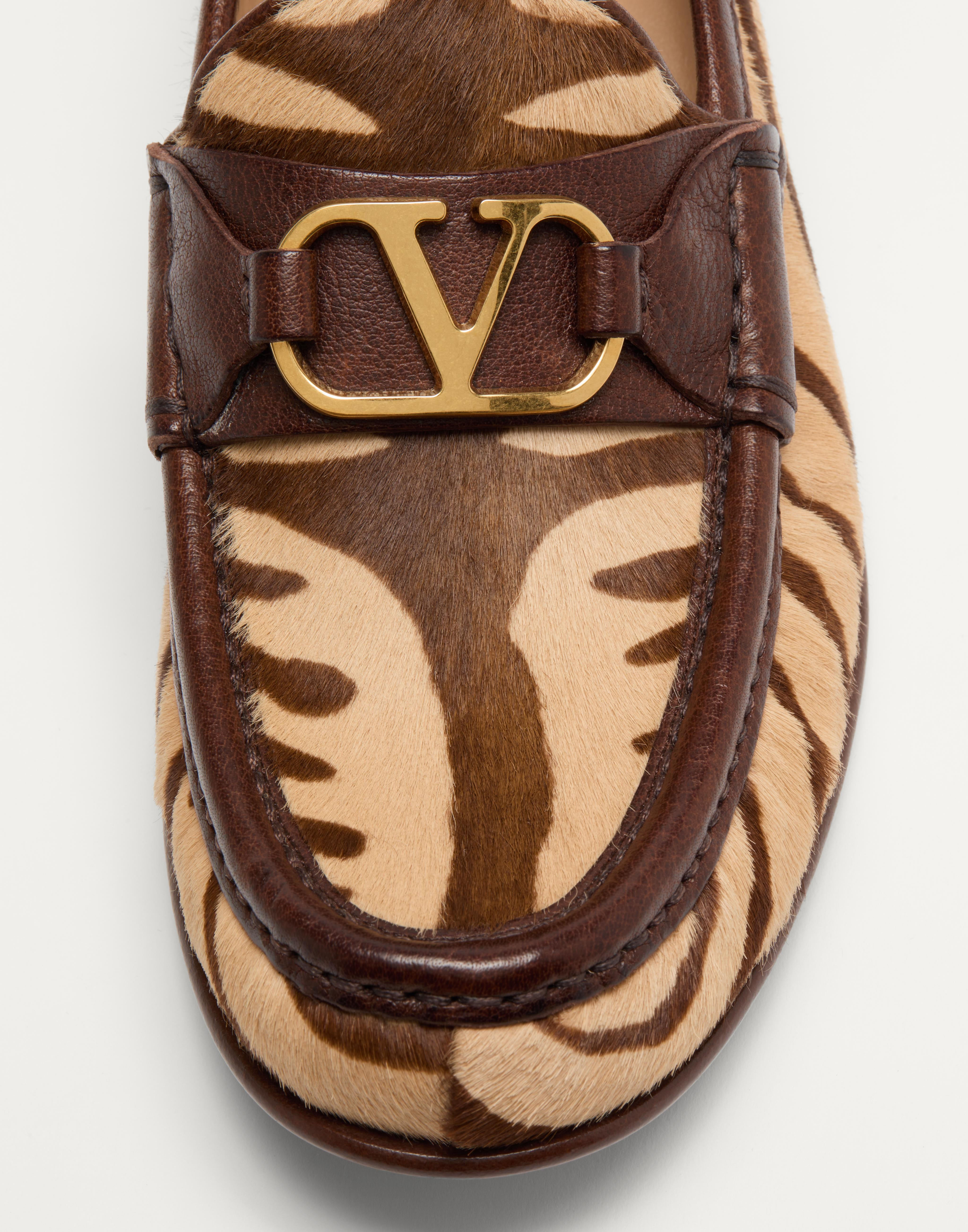 VLOGO SIGNATURE PONY-EFFECT CALFSKIN LOAFER 20MM - 7