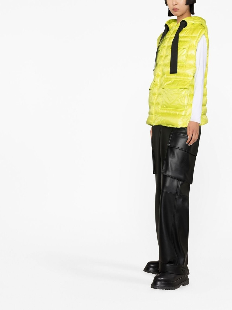 sleeveless padded gilet 3