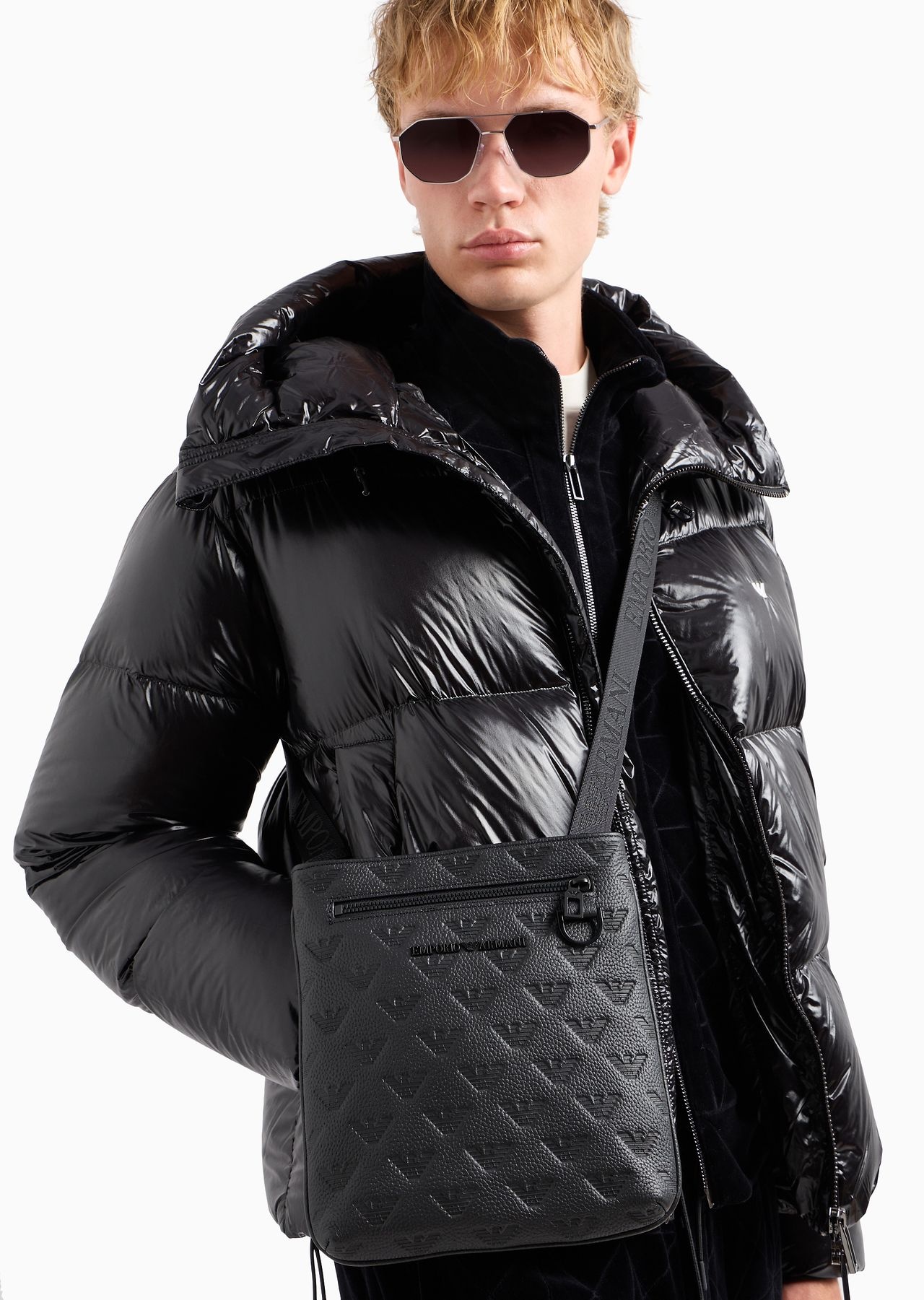 Flat leather shoulder bag with all-over embossed eagle - 6