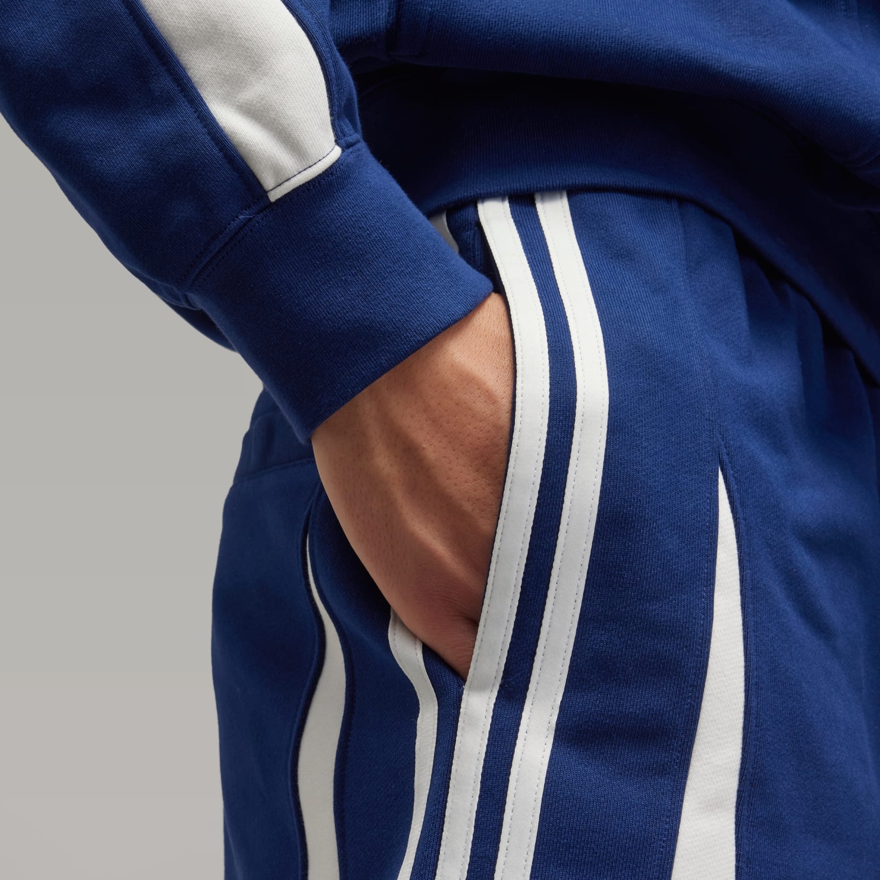 Y-3 M French Terry Cutline Shorts - 6
