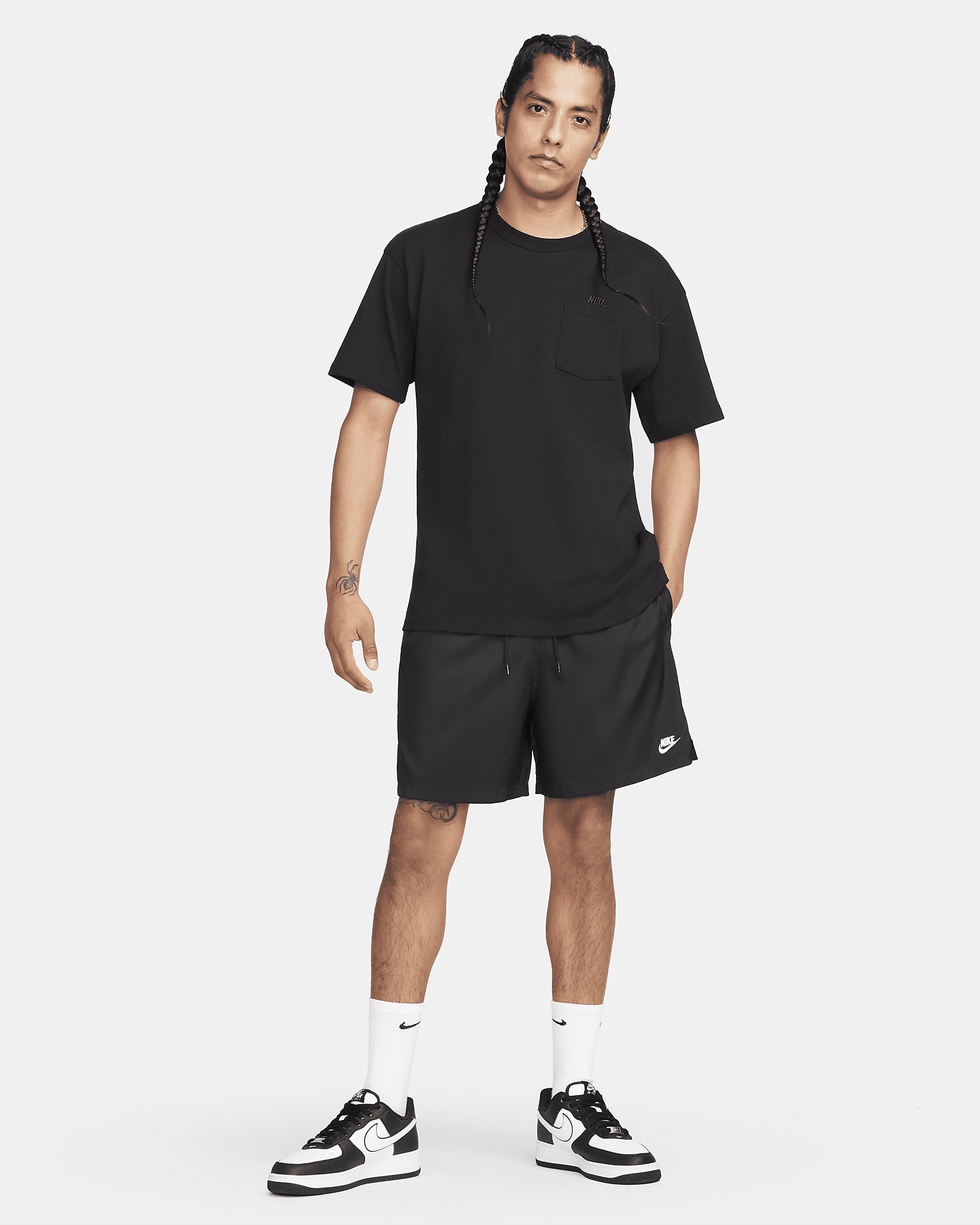 Nike Club Men's Woven Flow Shorts - 7