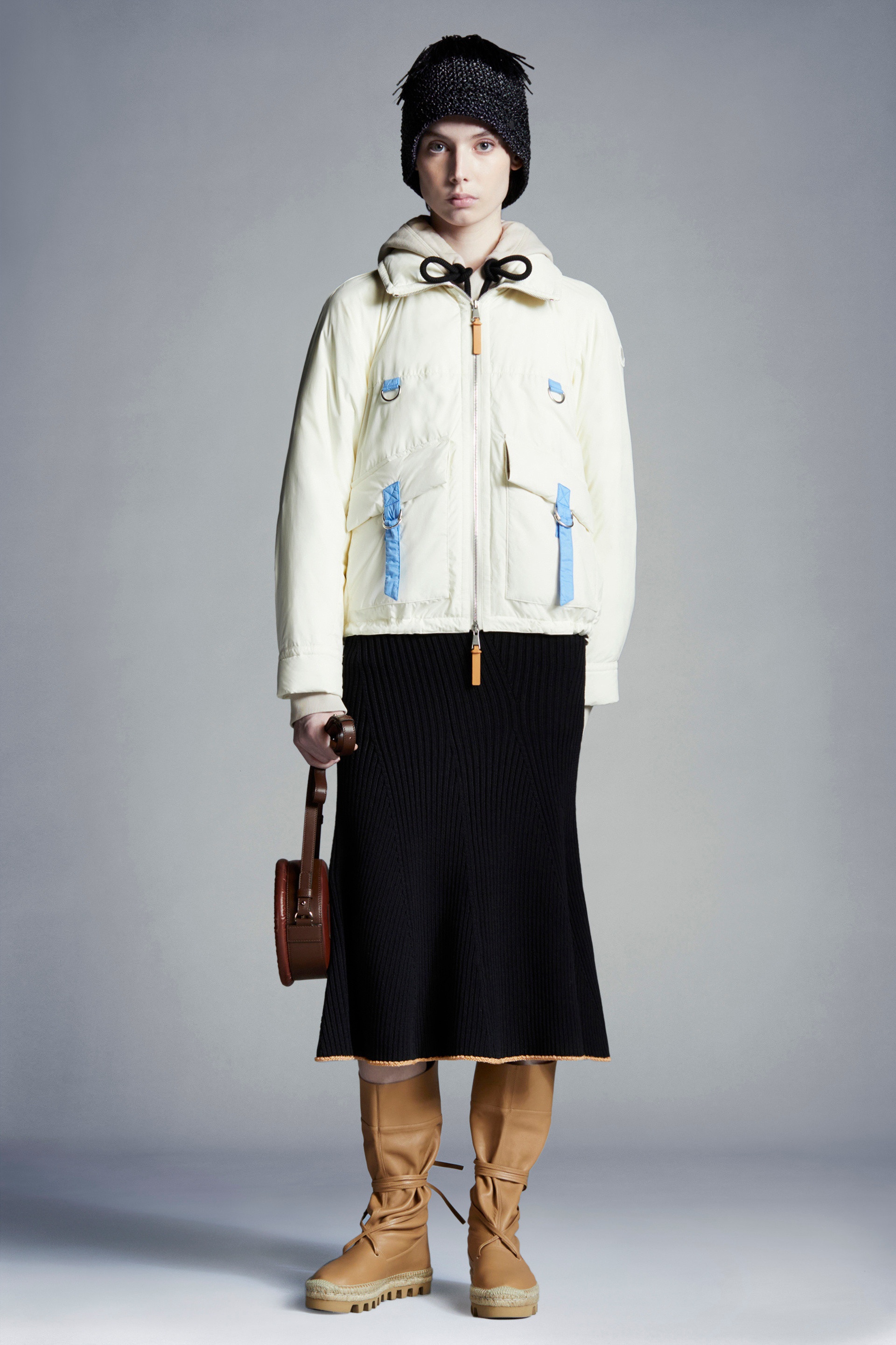 Reisa Short Down Jacket - 2