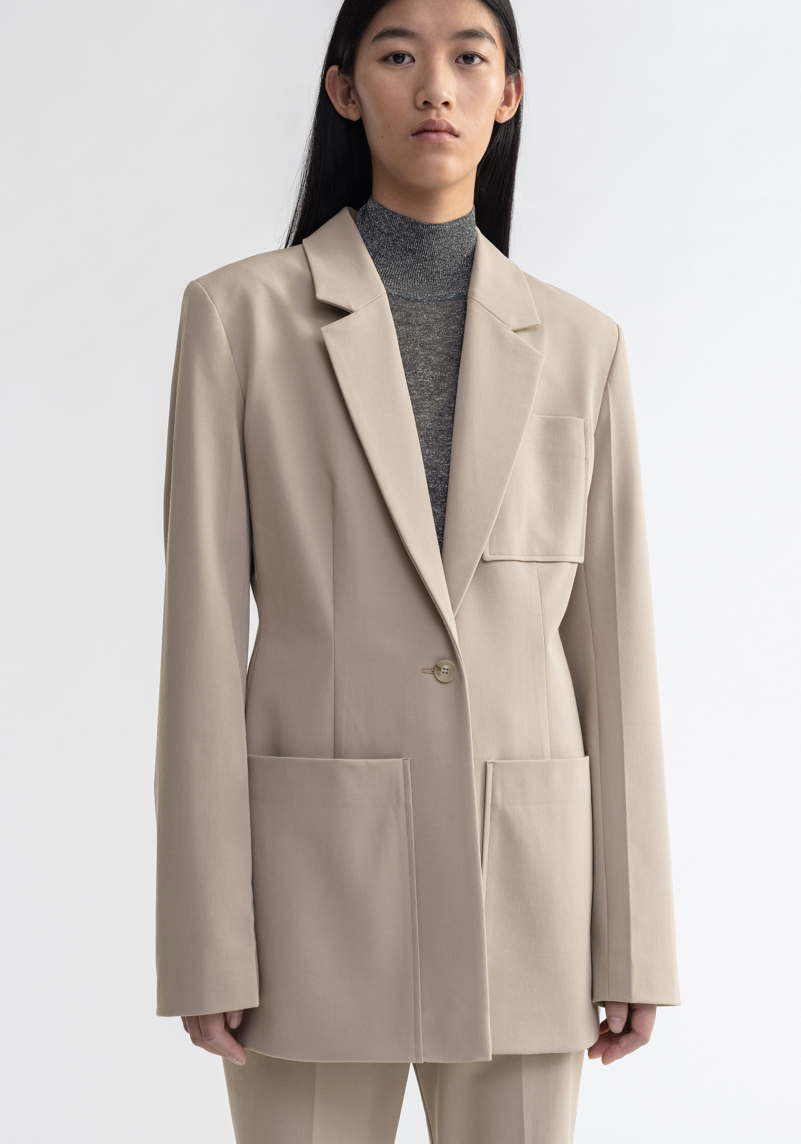 MILA
Waisted blazer with oversized pockets - 2