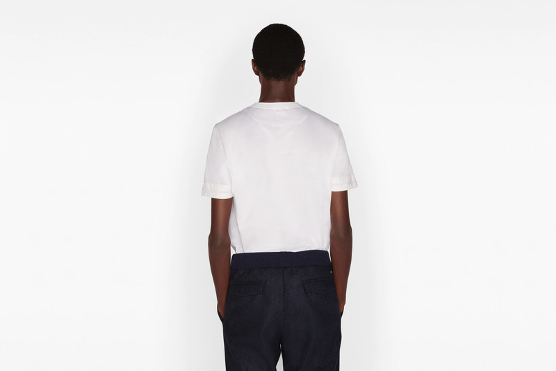 T-Shirt with Dior Oblique Detailing 5