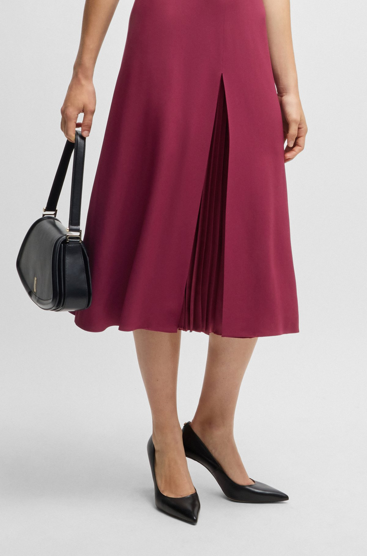 KEYHOLE-NECKLINE DRESS WITH PLISSÉ INSERT - 6