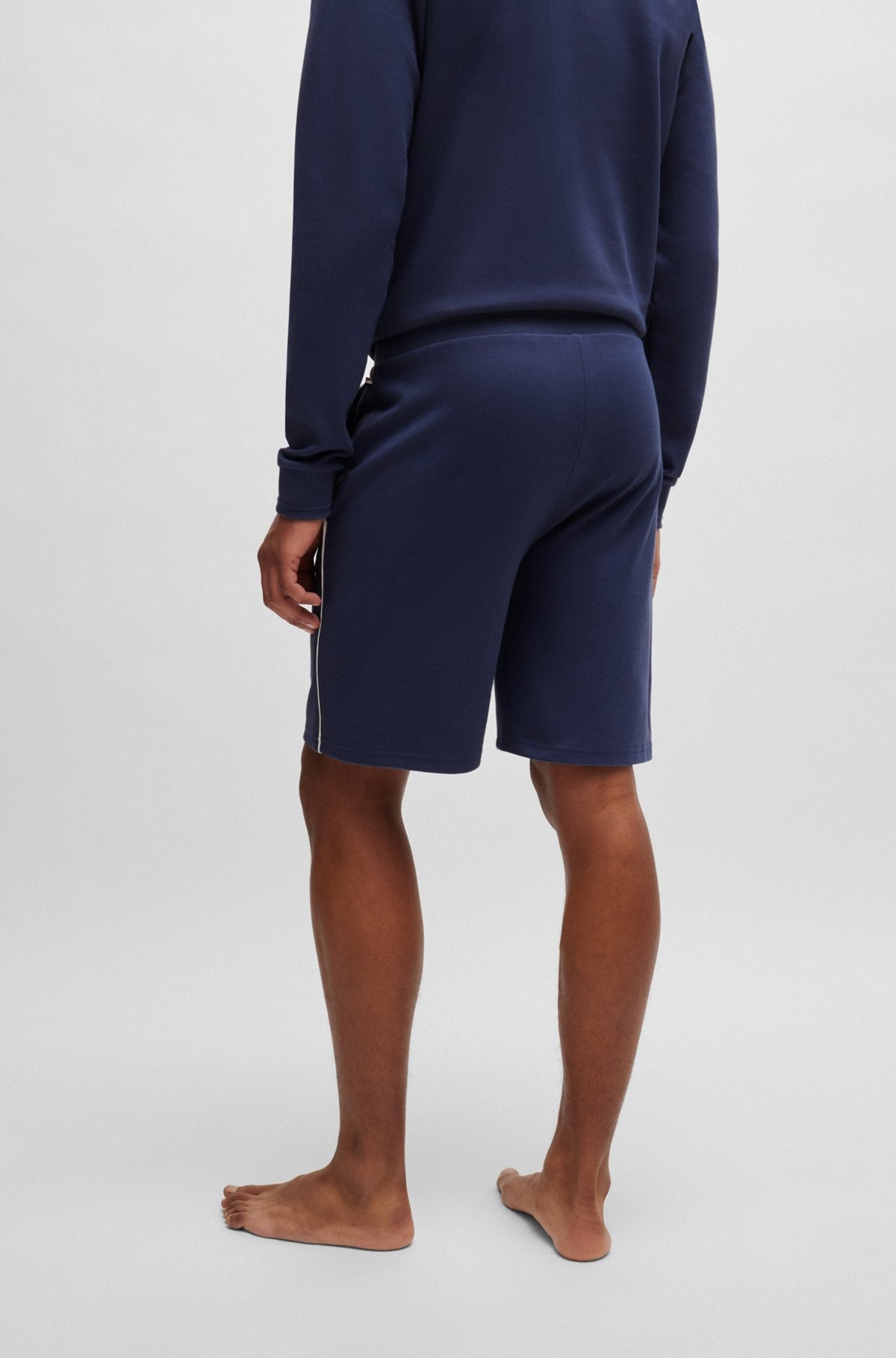 SHORTS WITH EMBROIDERED LOGO AND CONTRAST PIPING - 4