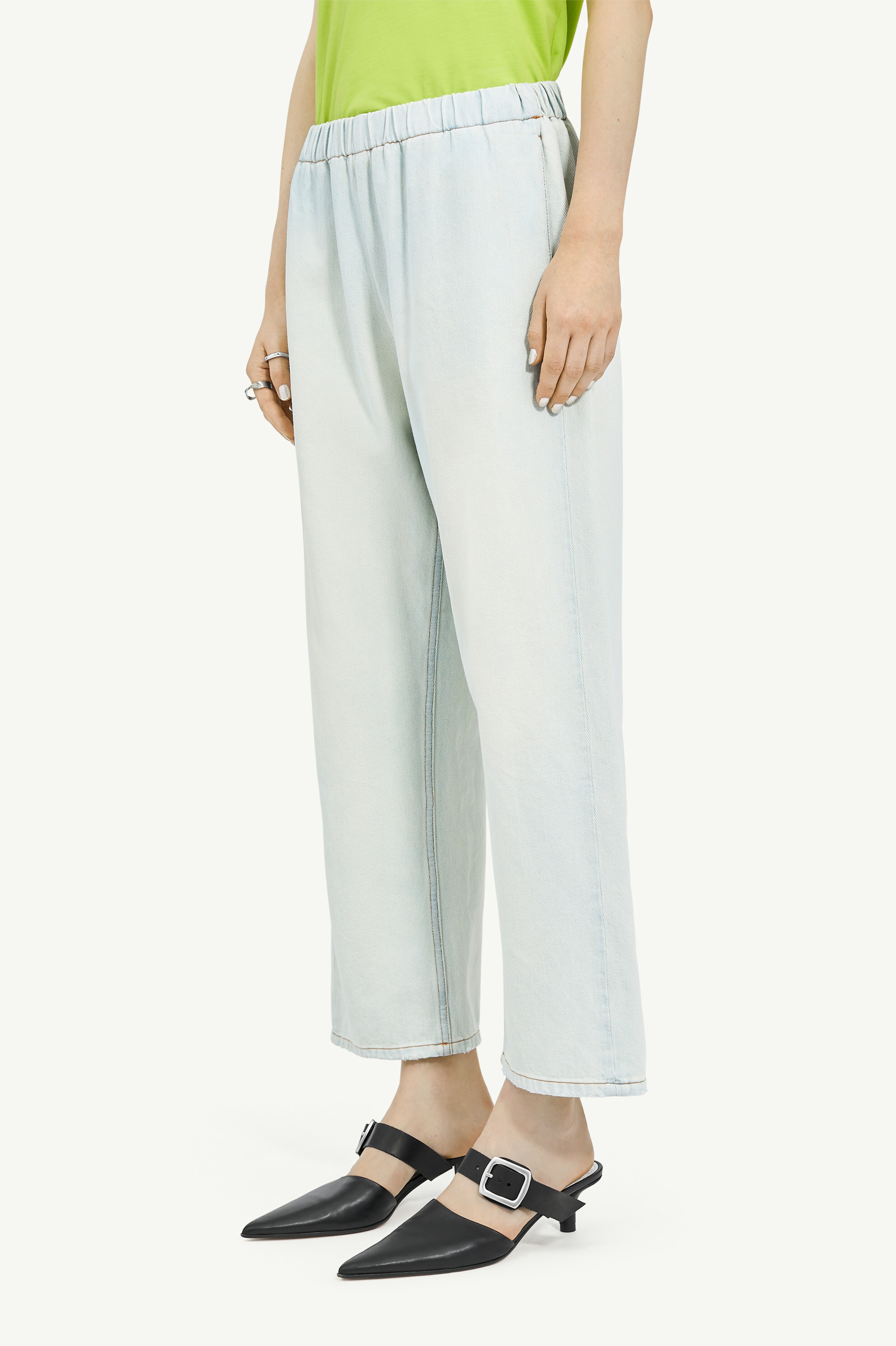 Lightweight Cropped Denim Trousers - 5