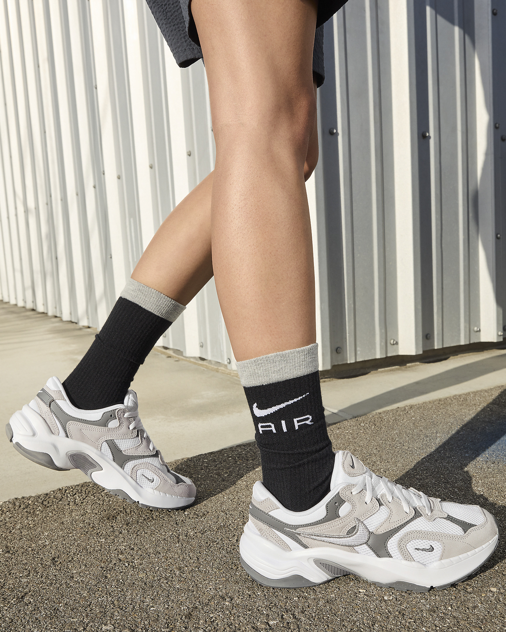 Nike AL8 Women's Shoes - 10