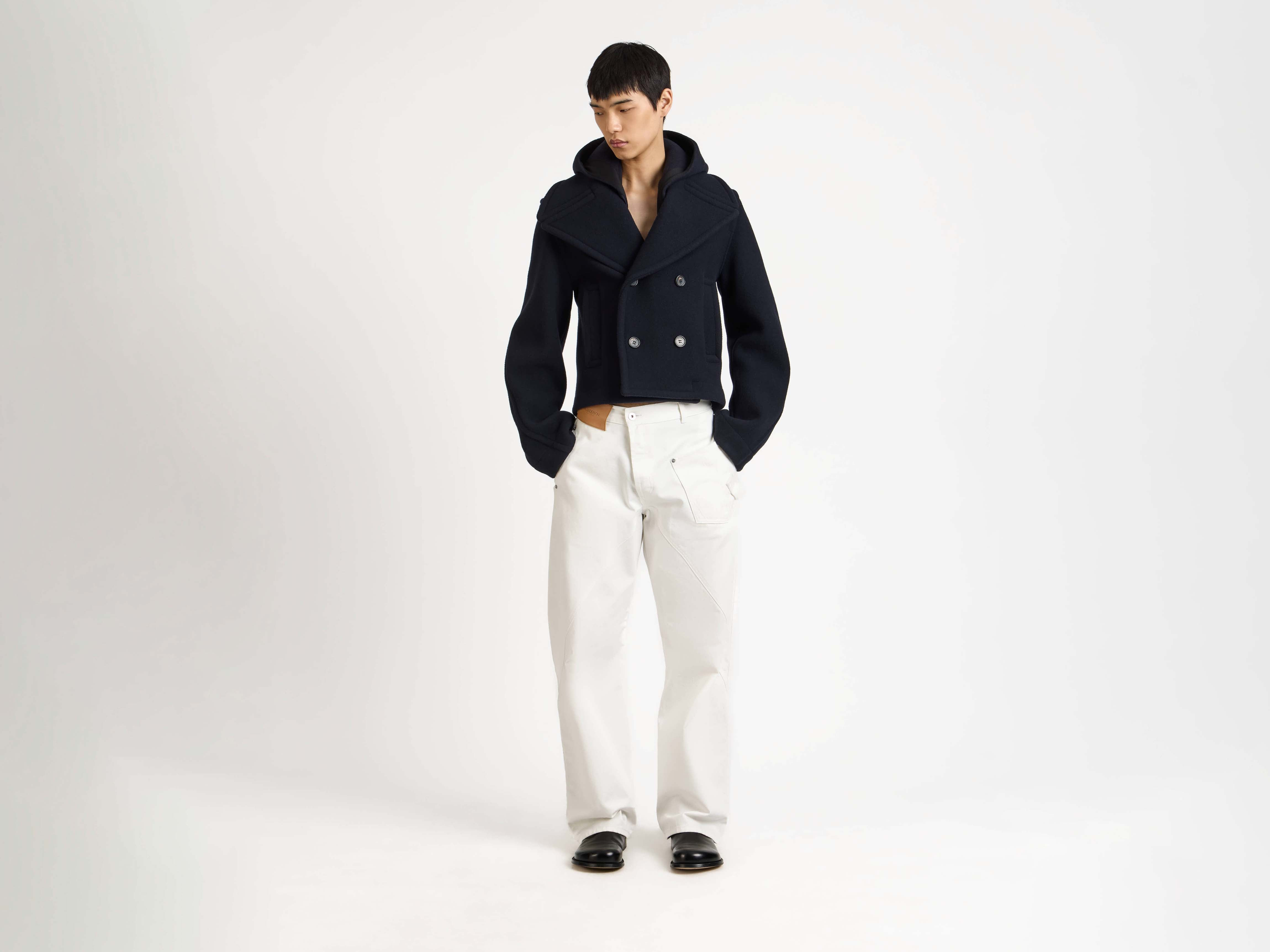 CROPPED HOODED COAT IN NAVY - 2