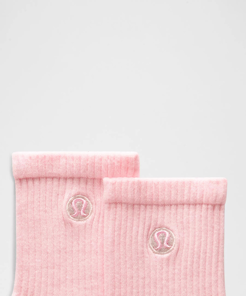 lululemon Unisex Daily Essential Quarter Socks *3 Pack outlook