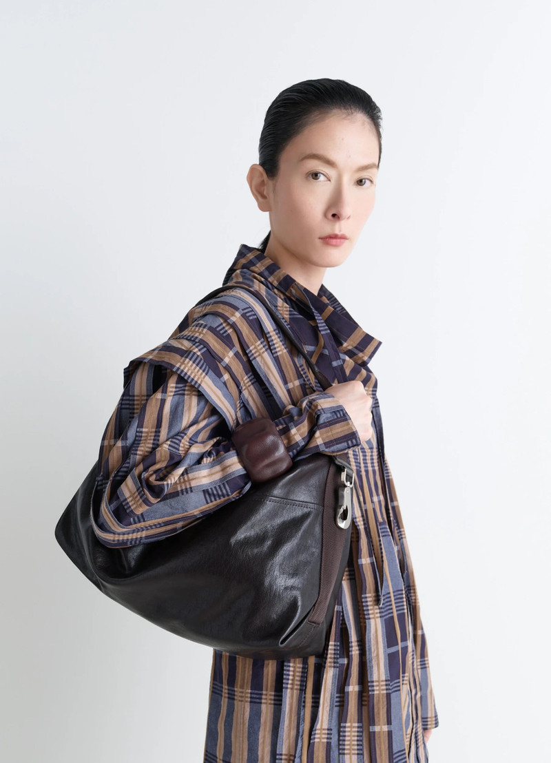 Lemaire BERLINGOT HOBO BAG outlook