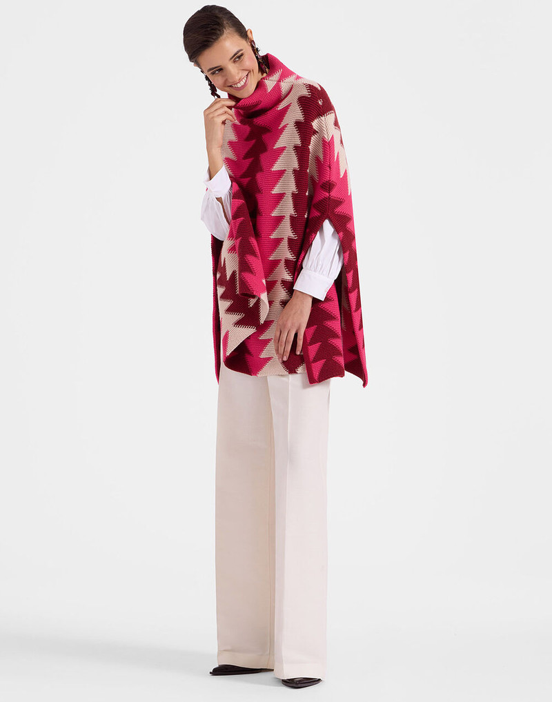 Trine Cape 6
