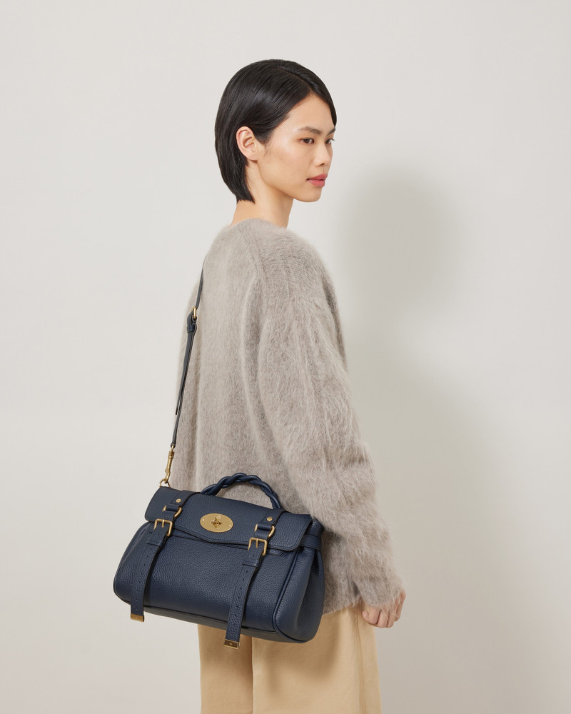 Mulberry Alexa
Night Sky Heavy Grain outlook