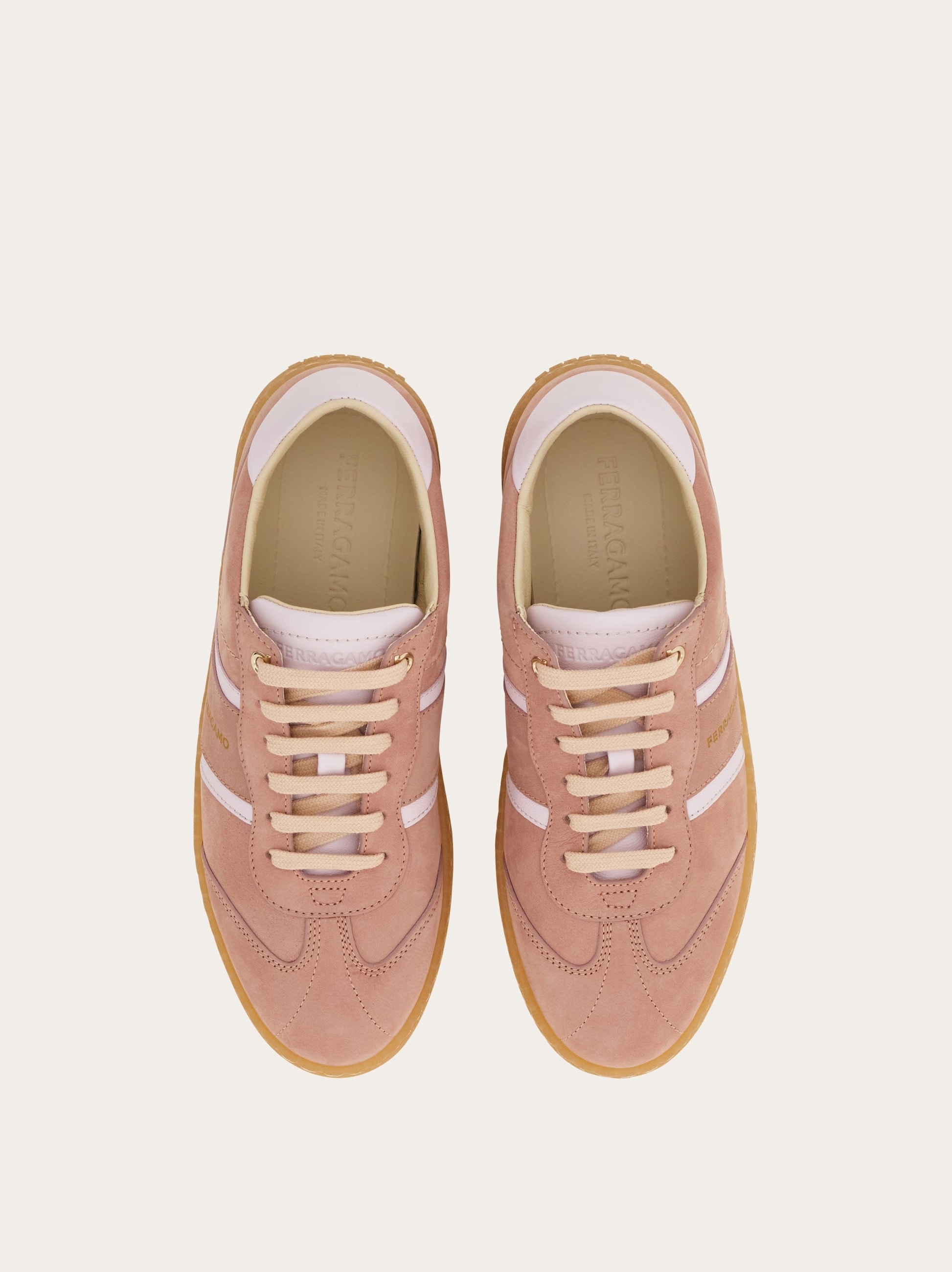 Low-top sneaker with logo - 2