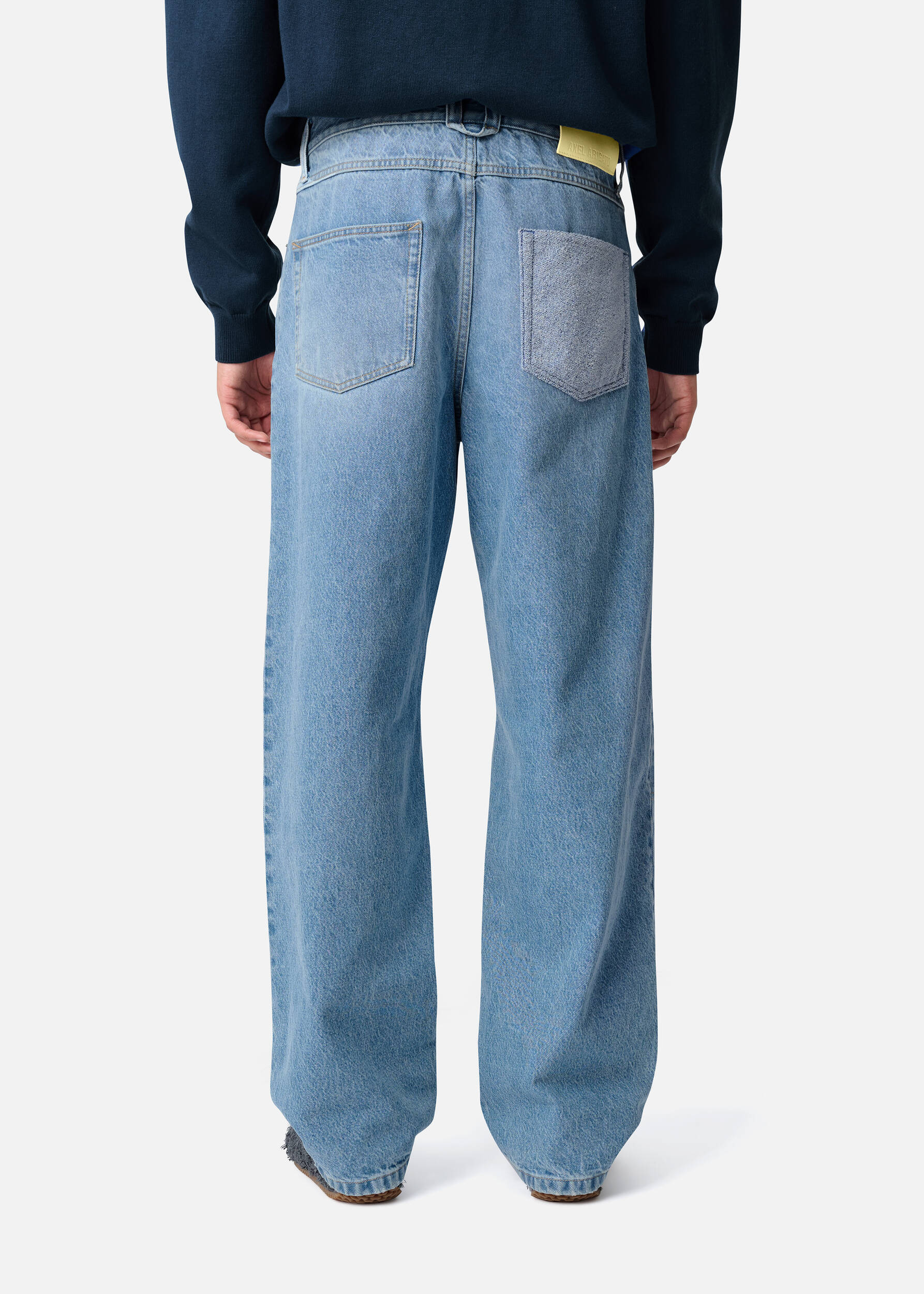 Zine Embroidered Patch Jeans - 3