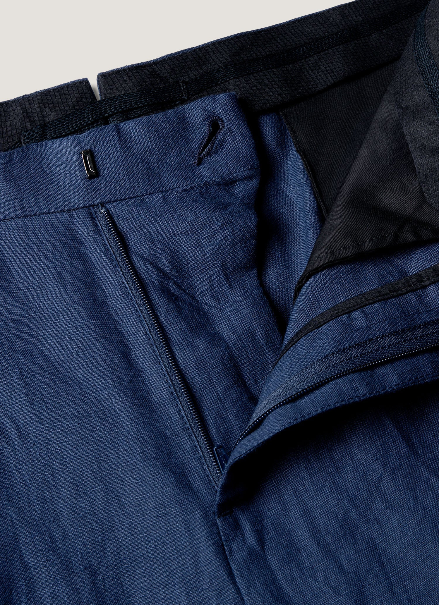 Pleated Linen Trouser - 4