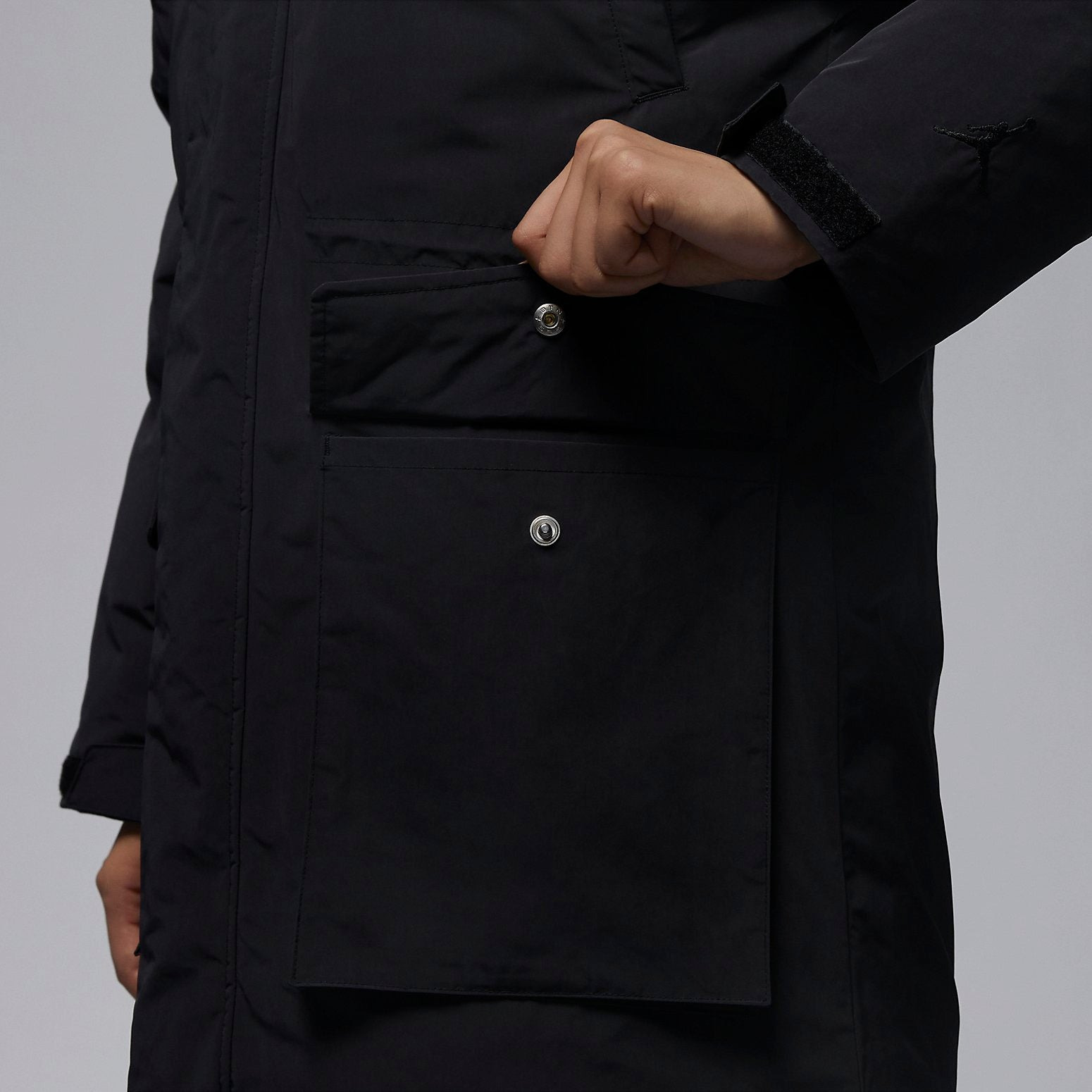 (WMNS) Air Jordan Down Parka 'Black' FB5086-010 - 3