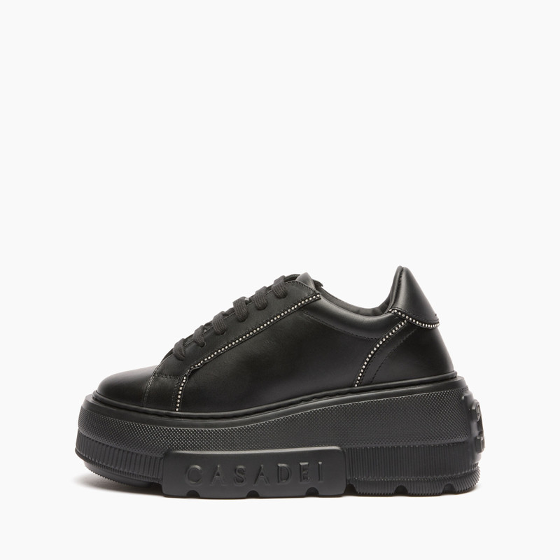 Nexus Sneaker 3