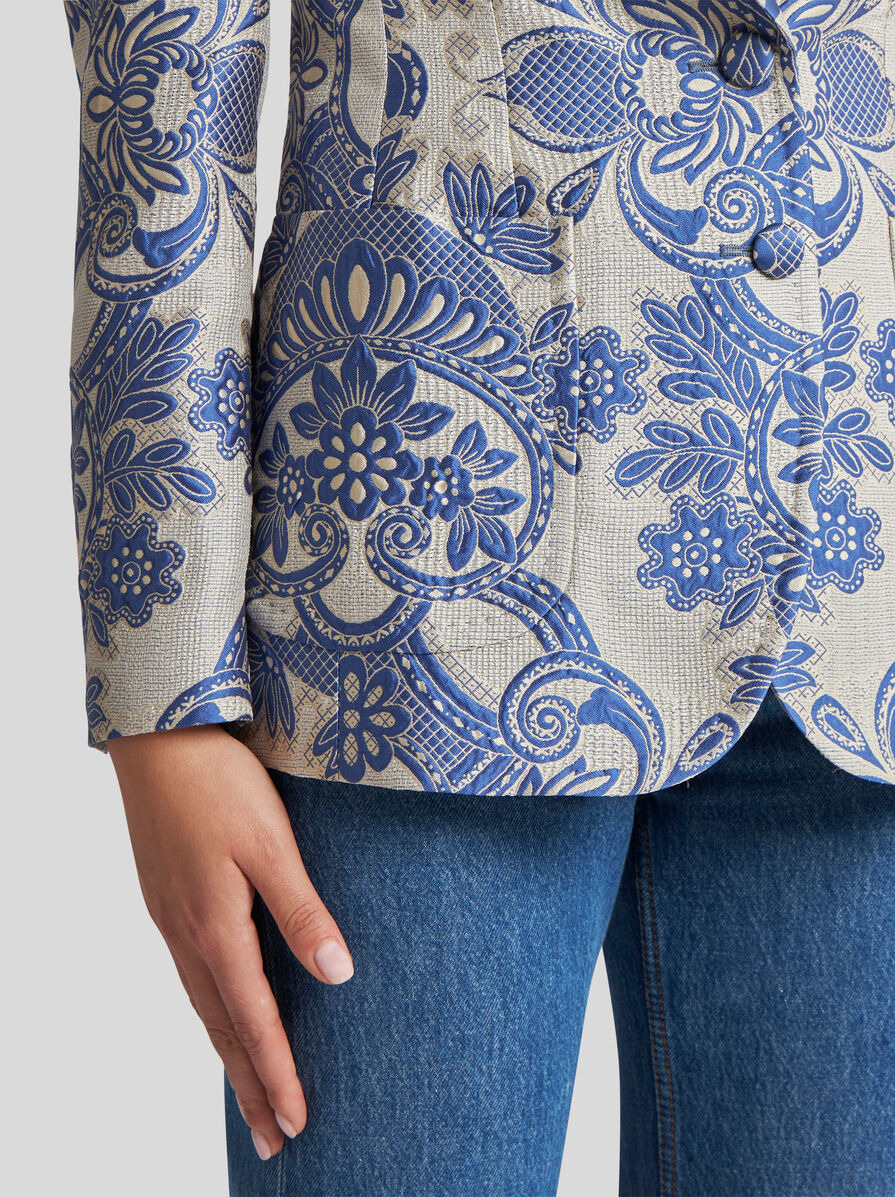 SINGLE-BREASTED JACKET WITH LACE MOTIF - 2