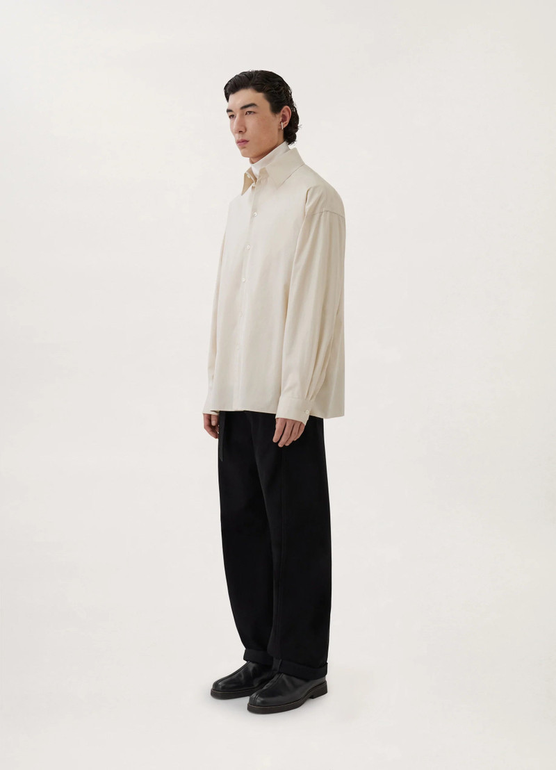 REGULAR COLLAR TWISTED SHIRT
COTTON POPLIN 5