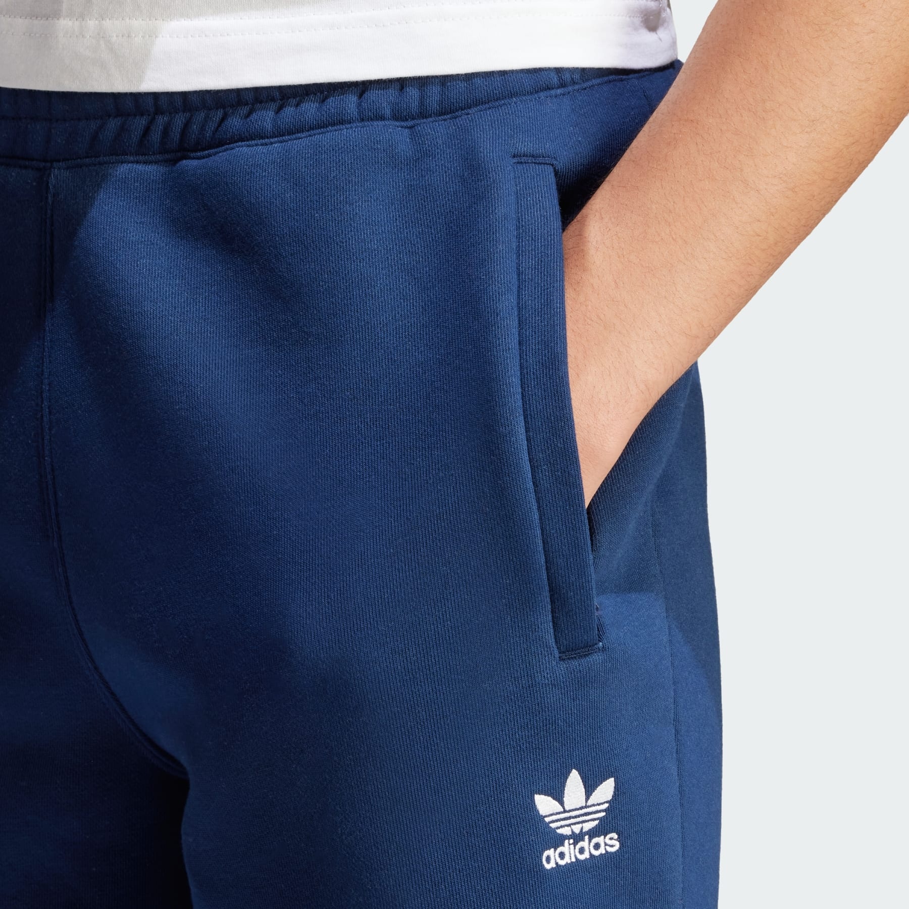 Trefoil Essentials Shorts - 5